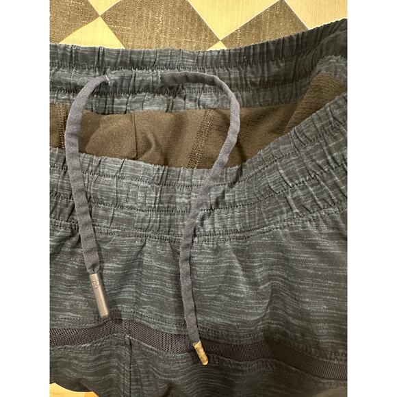 Lululemon Men’s Pacebreaker 9” short Blue small summer casual - Picture 3 of 5